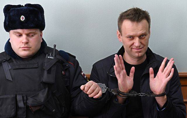 Навальному пора в тюрьму