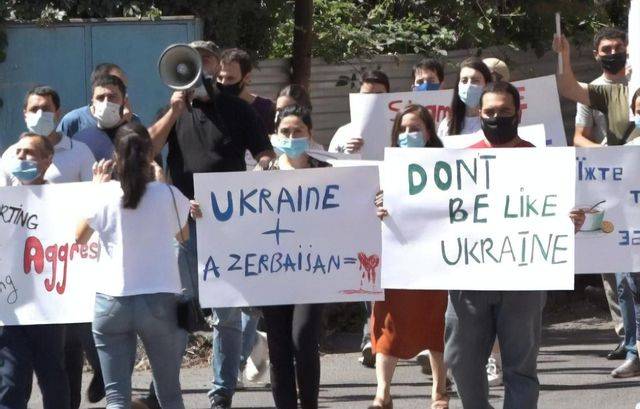 Почему Украина Майдана поддержала Азербайджан против Армении