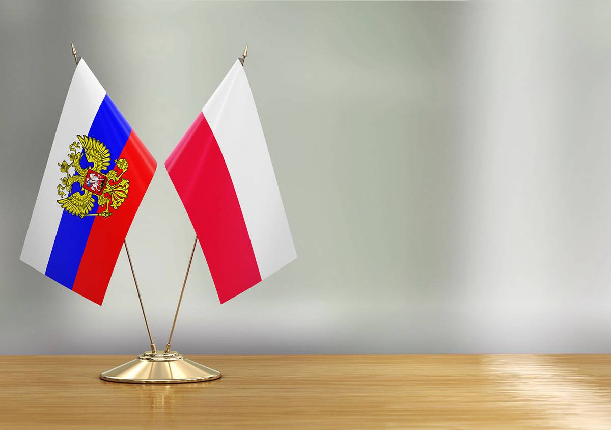 Польша начала робко идти на сближение с Россией, несмотря на позицию США