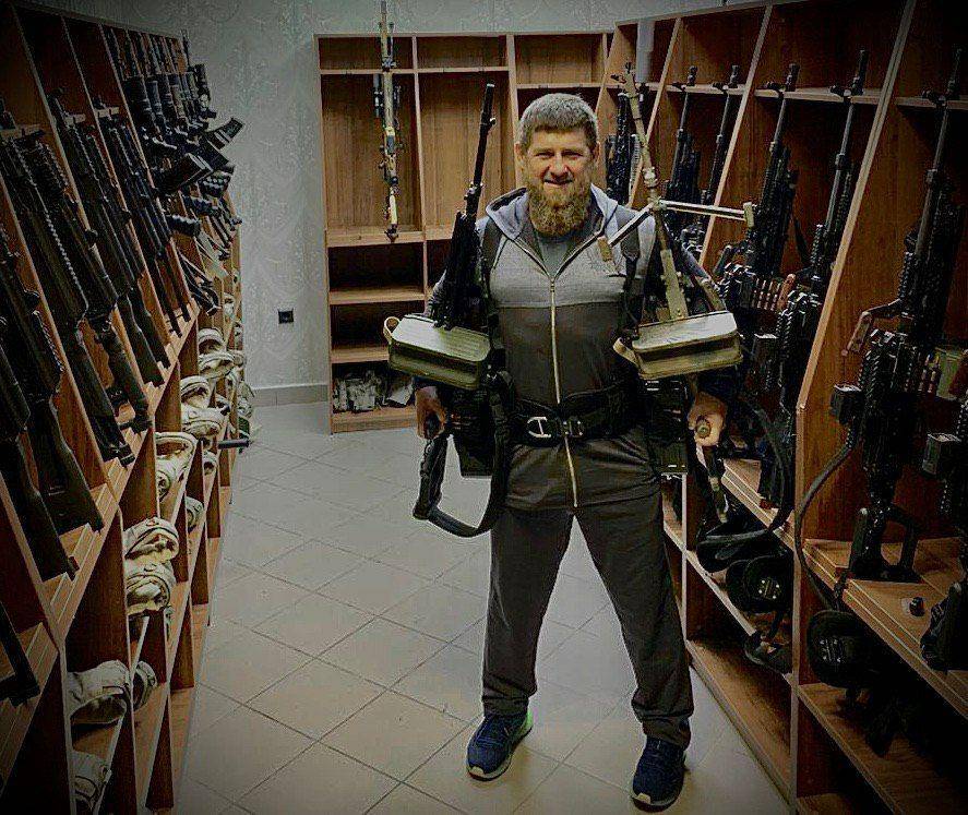 В Кремле прокомментировали фото Кадырова с оружием