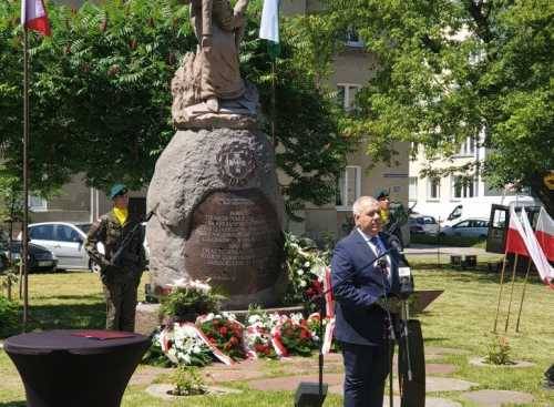 Украина прячется от правды о Волыни