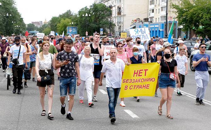 3 недели протеста в Хабаровске: Кремль делает вид, что его это не касается