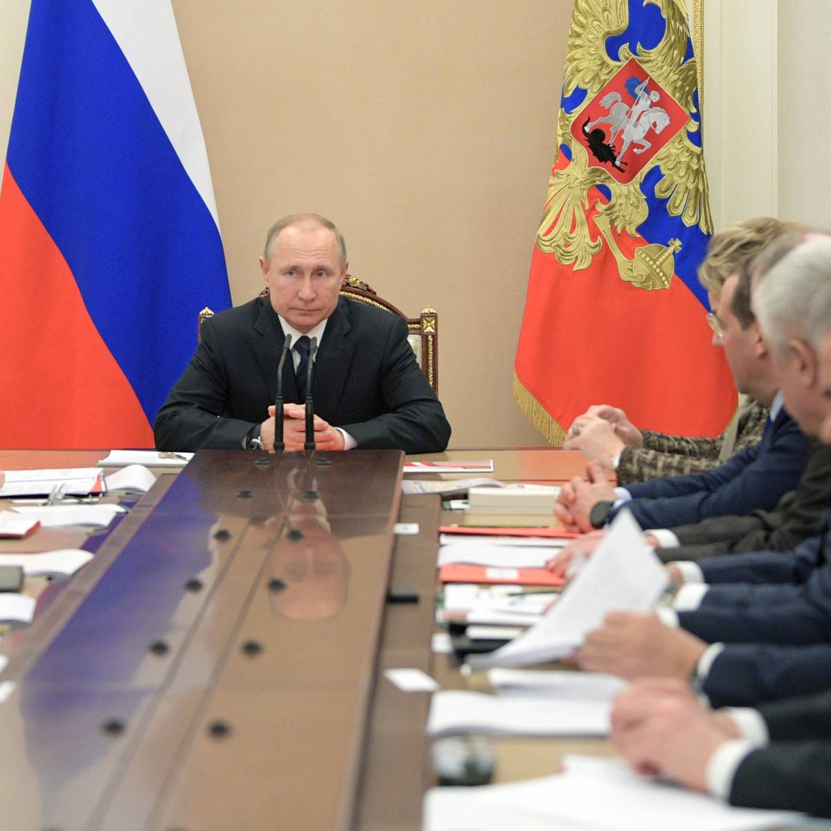 Путин обсудил с Советом безопасности задержание россиян в Белоруссии