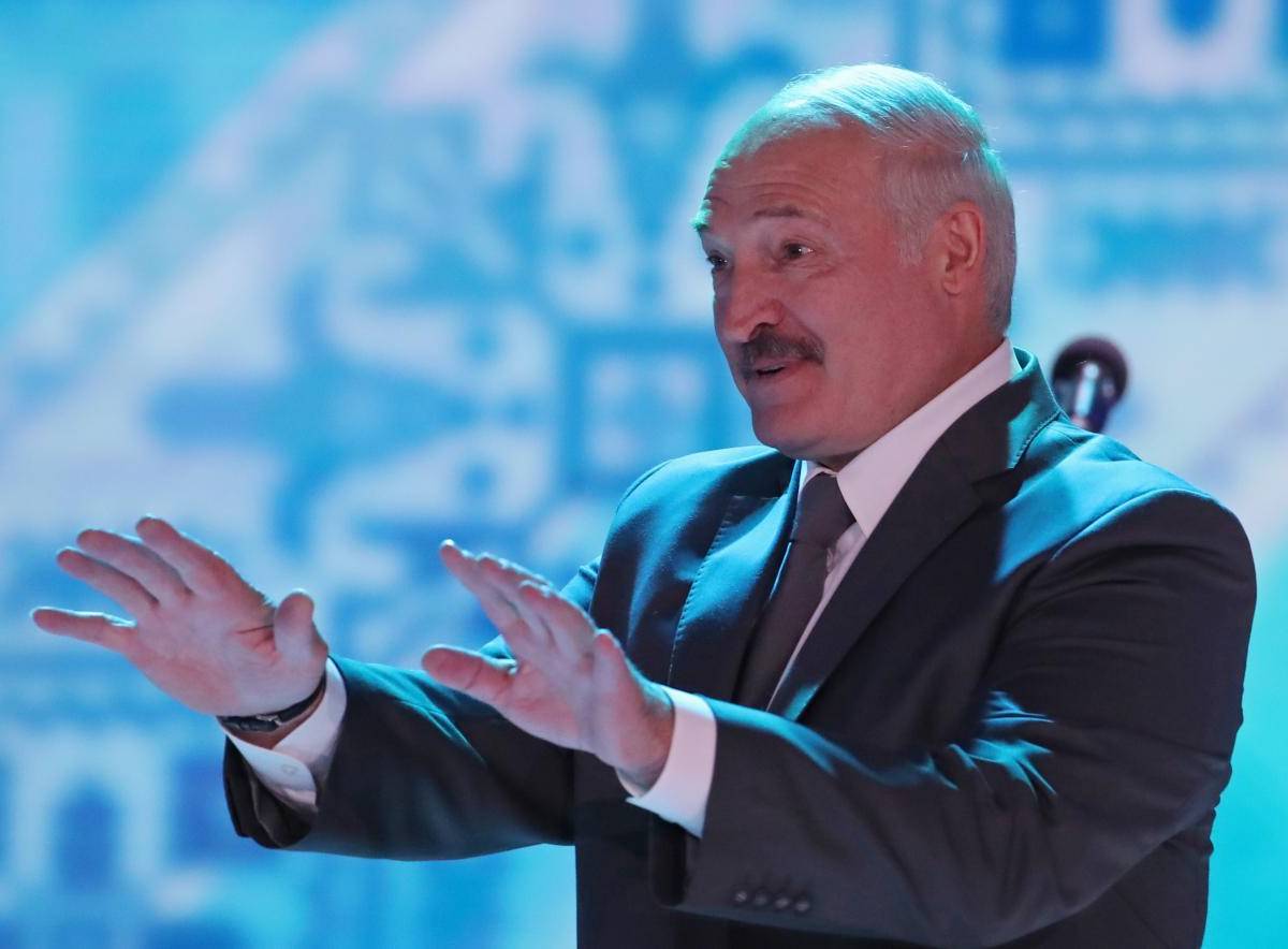 Лукашенко жестким лавированием рискует потерять поддержку России и Запада