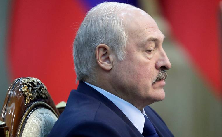 Лукашенко не знает, кто с ним воюет, но подозревает Россию
