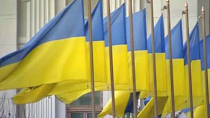 Український тиждень: Тернополь и Луцк открыто саботируют приказы из Киева
