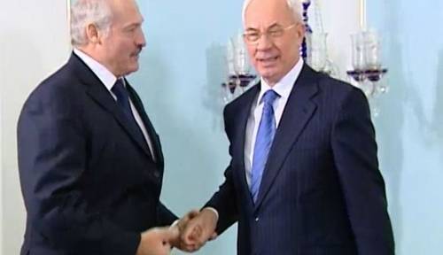 Лукашенко запретил Азарову выступать в Минске
