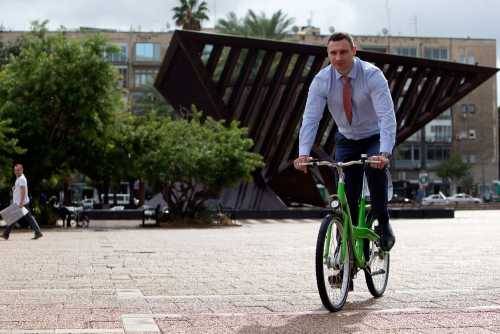 «Слуги» с Кличко или против?