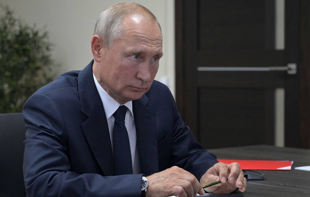 Путин пока не собирается встречаться с Лукашенко