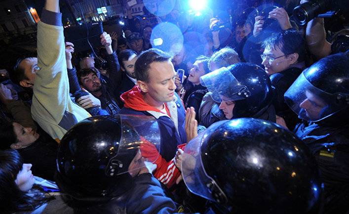 Дневник (Болгария): возможно, Навальный «вышел из строя» на несколько месяцев
