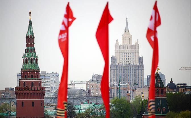 Россия под угрозой, страна может быть расколота Россия под угрозой, страна может быть расколота