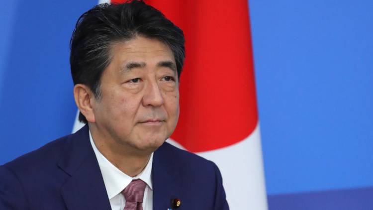 Абэ пожалел, что не успел подписать мирный договор с РФ до своей отставки