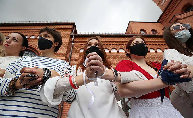 «Проиграв сражение за Минск, Москва автоматически отдаст врагу Калининград» «Проиграв сражение за Минск, Москва автоматически отдаст врагу Калининград»