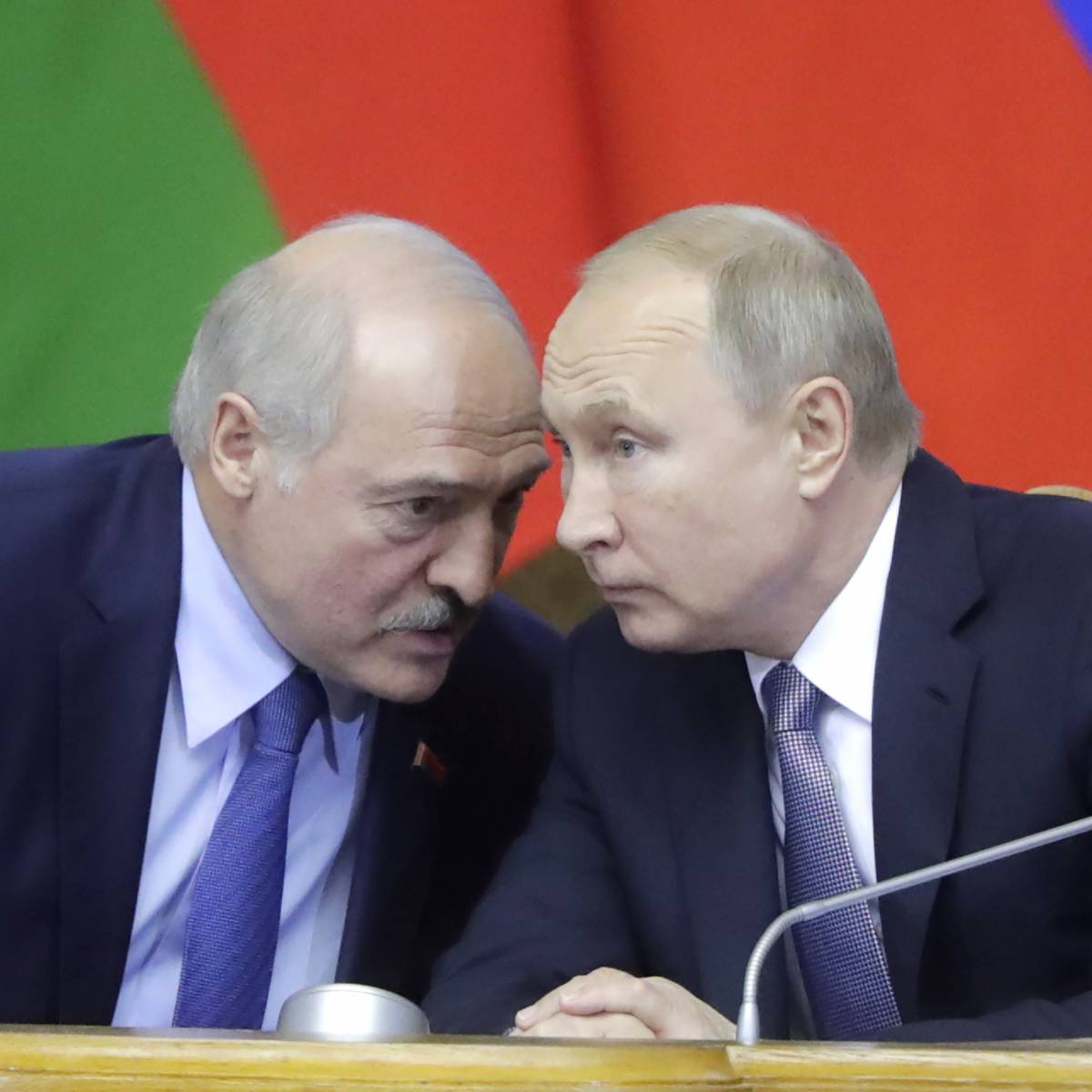 Лукашенко расставит все точки над "i" с Путиным Лукашенко расставит все точки над "i" с Путиным