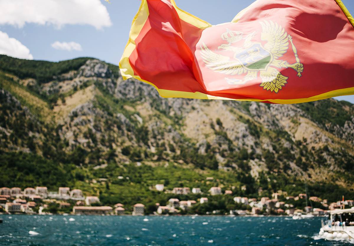 Черногория: призывы открыть границы сербам и русским