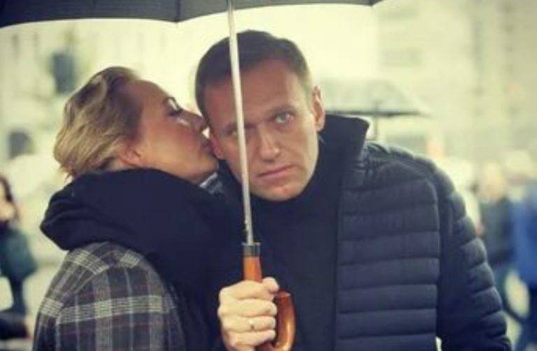 Эпопея с Навальным: Муж и жена – одна сатана