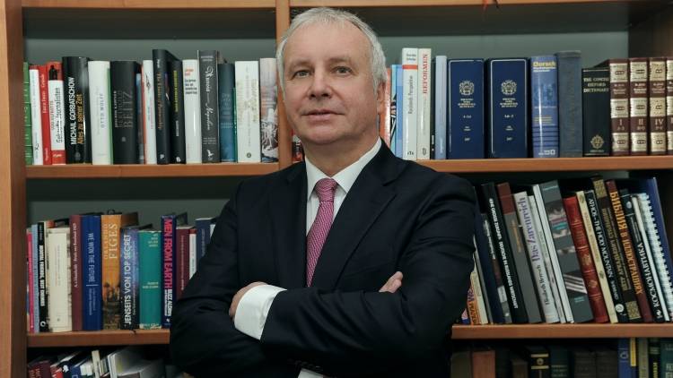 Александр Рар: Элиты ФРГ используют Навального в попытке наказать Россию Александр Рар: Элиты ФРГ используют Навального в попытке наказать Россию