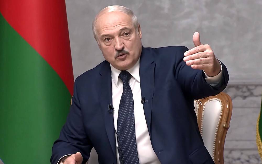 Лукашенко согласился на досрочные президентские выборы