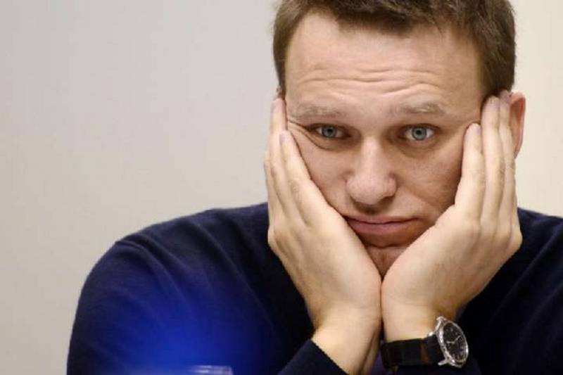 «Болезненный мошенник»: французы о допросе Навального следователями из России