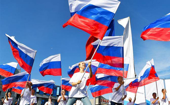 Россия заплутала между великой державой и страной вроде Польши