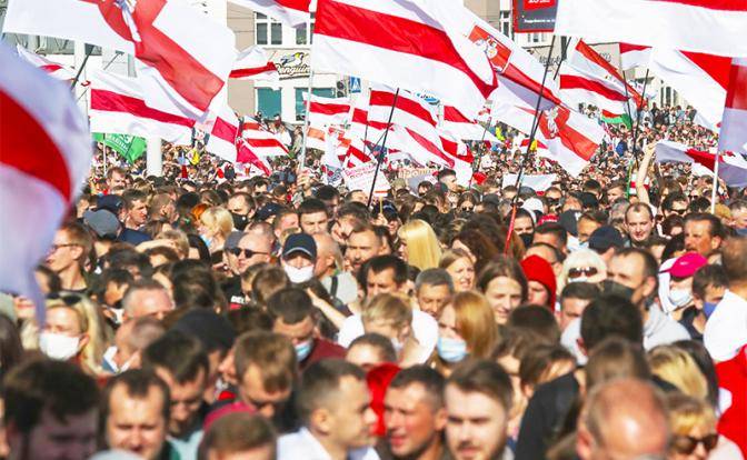 100 тысяч демонстрантов: Что общего между протестами в Белоруссии и Венесуэ 100 тысяч демонстрантов: Что общего между протестами в Белоруссии и Венесуэ