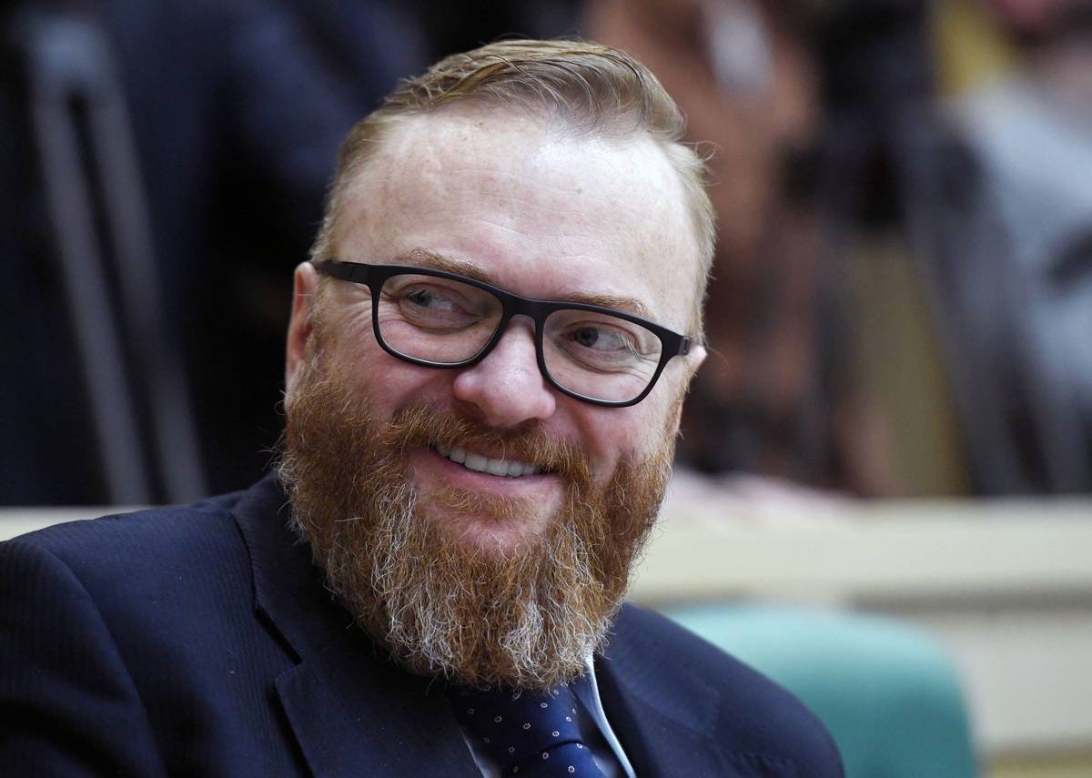 Милонов объяснил, зачем Клинтон лгала о связях Трампа с Москвой Милонов объяснил, зачем Клинтон лгала о связях Трампа с Москвой