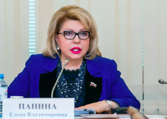 Елена Панина: Россия не контролирует элиты в СНГ Елена Панина: Россия не контролирует элиты в СНГ