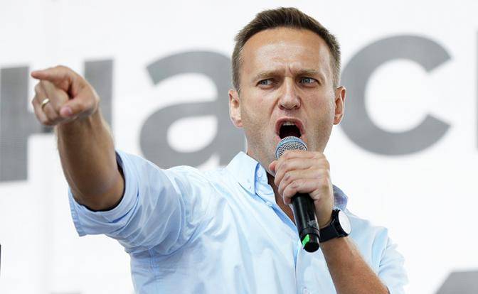 The Saker: Зачем Путину было нужно травить Навального? The Saker: Зачем Путину было нужно травить Навального?