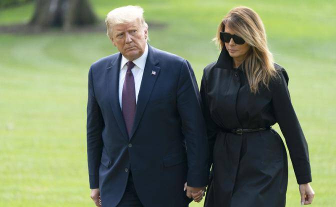 COVID-19 стал для Трампа «черным лебедем» COVID-19 стал для Трампа «черным лебедем»