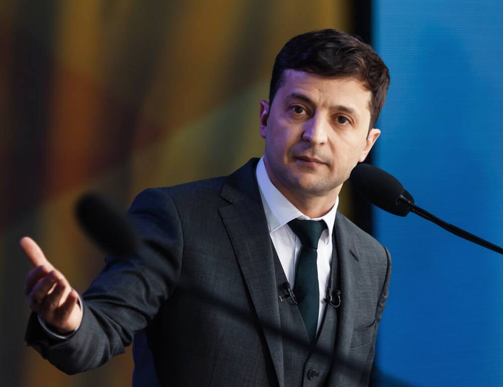 Зеленский уверен, что войну на Донбассе не остановить без диалога с РФ