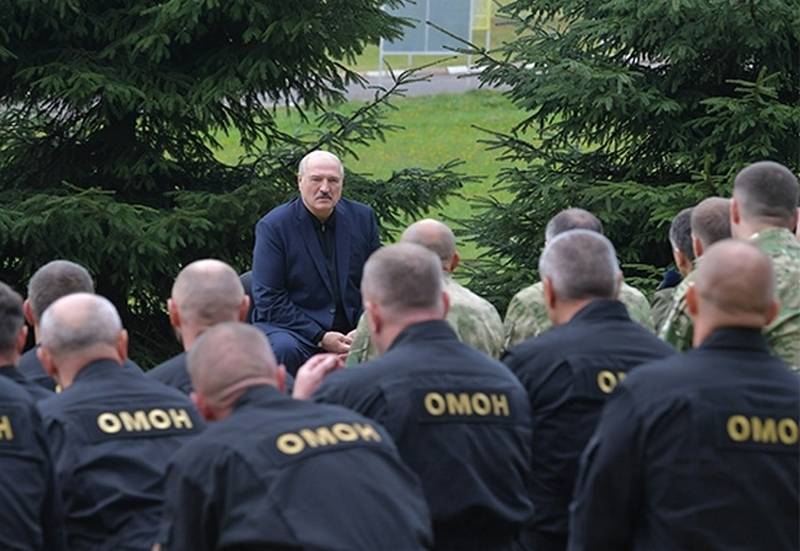«Президент ОМОНа»: эксперт рассказал о нелюбви Кремля к Лукашенко