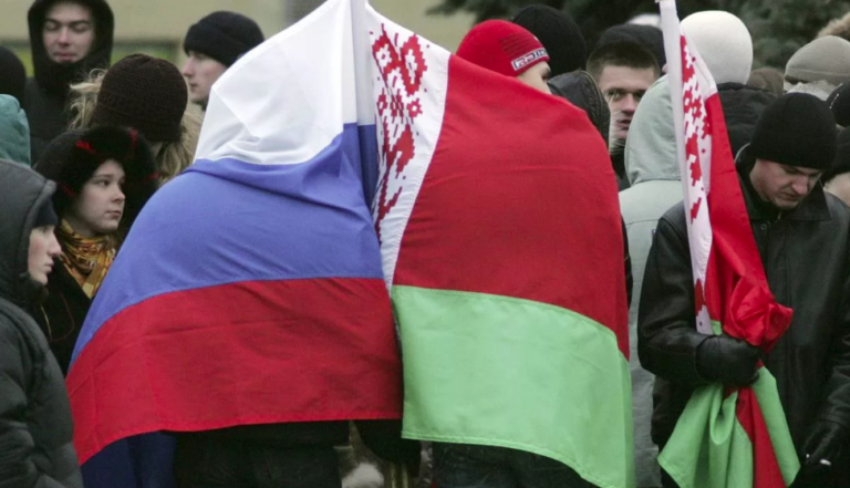 Запад превратит Россию в «филиал ада на Земле» для Белоруссии Запад превратит Россию в «филиал ада на Земле» для Белоруссии
