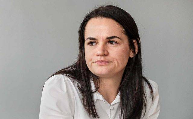 «Президент Света» — сольный евротур в жанре «колхозная звезда» «Президент Света» — сольный евротур в жанре «колхозная звезда»