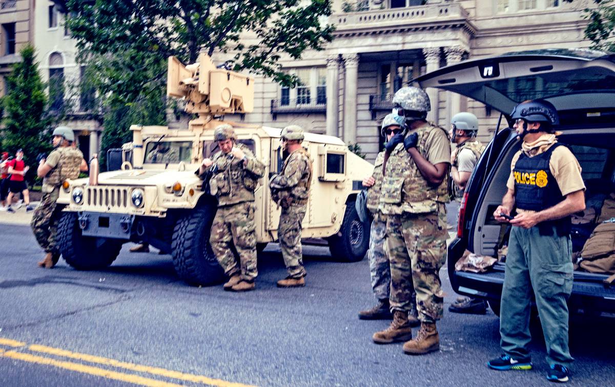 По какому сценарию может начаться «Гражданская война-2» в США По какому сценарию может начаться «Гражданская война-2» в США