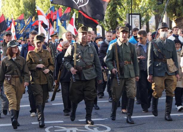 Нацистский марш в Киеве: ультиматум «еврейскому клану Вовы Зеленского»