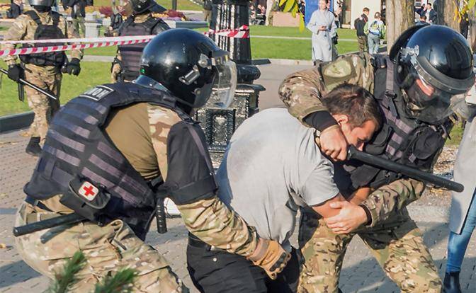 Политические элиты доигрались «в Хабаровск» Политические элиты доигрались «в Хабаровск»