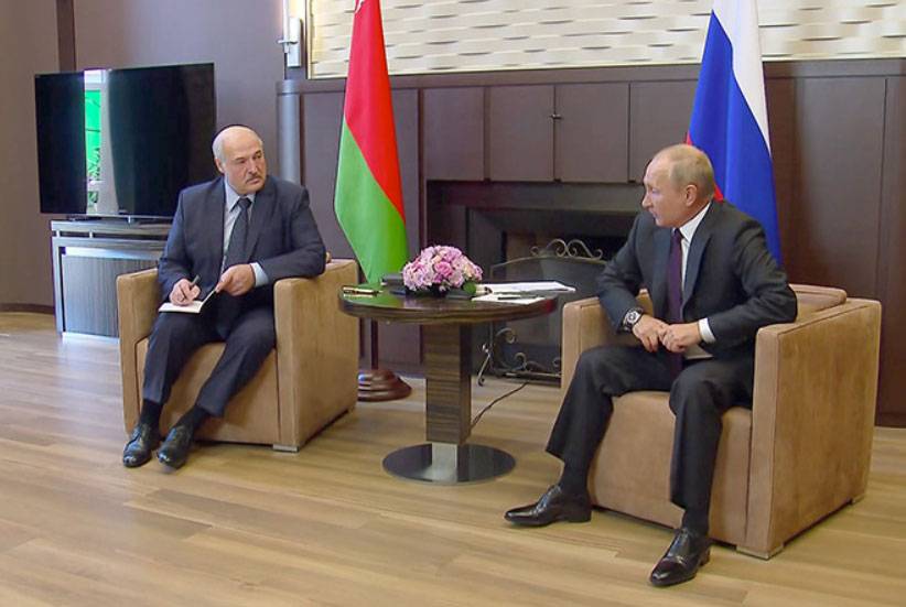 Политтехнологи: Политики ЕС и США сами виноваты в том, что Лукашенко поведёт Беларусь в сторону Москвы Политтехнологи: Политики ЕС и США сами виноваты в том, что Лукашенко поведёт Беларусь в сторону Москвы
