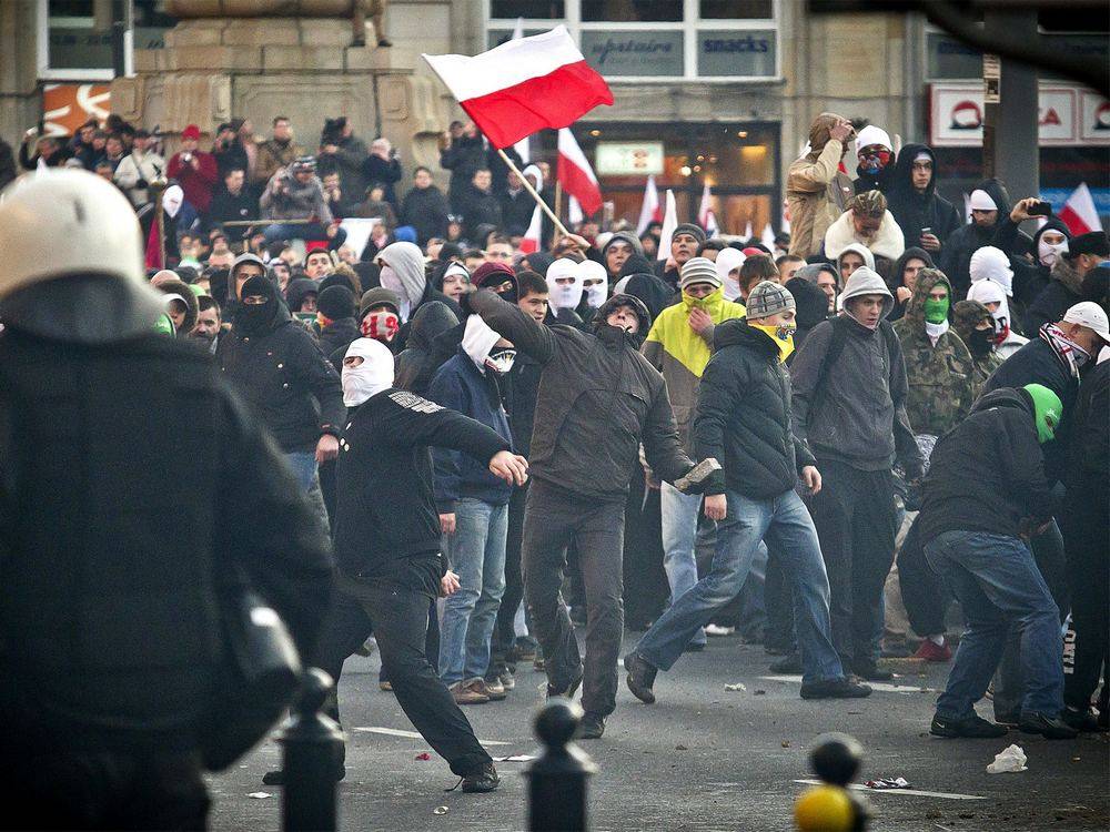 Польша оказалась на месте Белоруссии: беспорядки в Варшаве принимают масштаб «майдана»