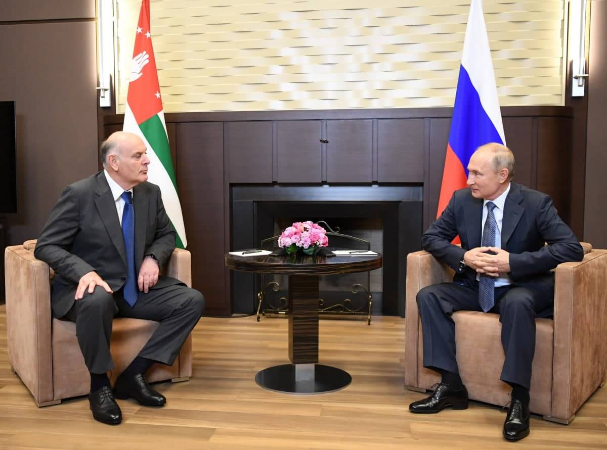 Путин назвал Россию «партнером номер один» для Абхазии