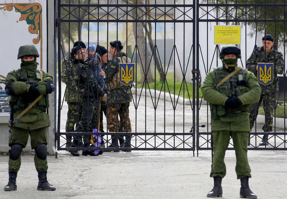 Французские СМИ: россиян на Украине запрут в «контртеррористические» лагеря Французские СМИ: россиян на Украине запрут в «контртеррористические» лагеря