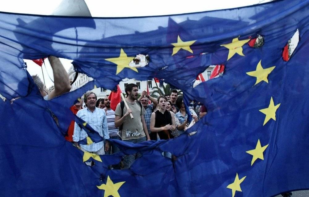 Польша и Венгрия самозабвенно делят бюджет ЕС, разваливая союз