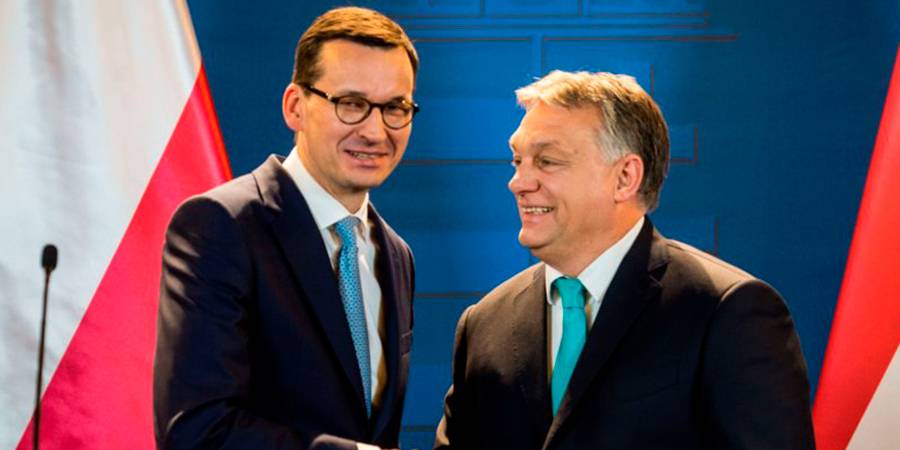 Венгрию и Польшу обвинили в «политическом вандализме»
