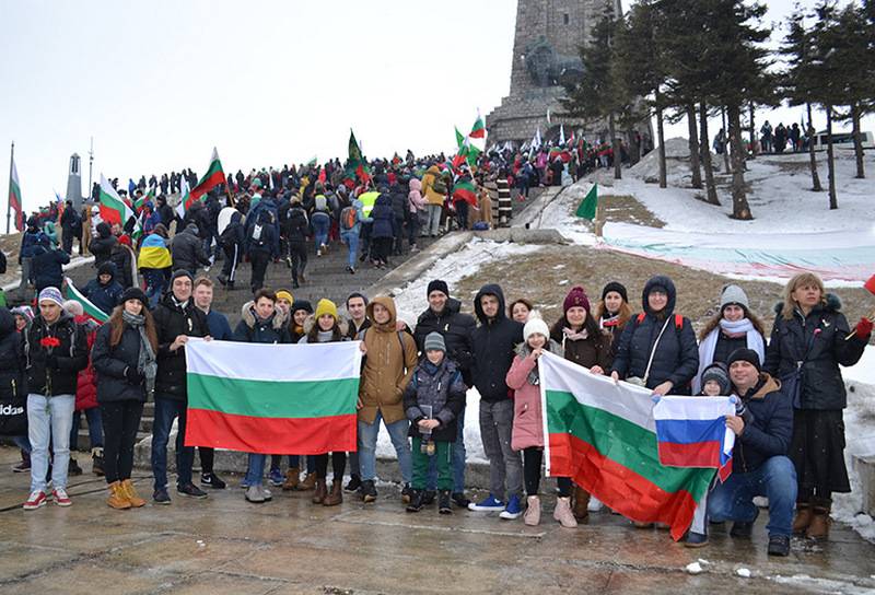 «Никто не сможет поработить»: болгары рассуждают о сверхдержавности России