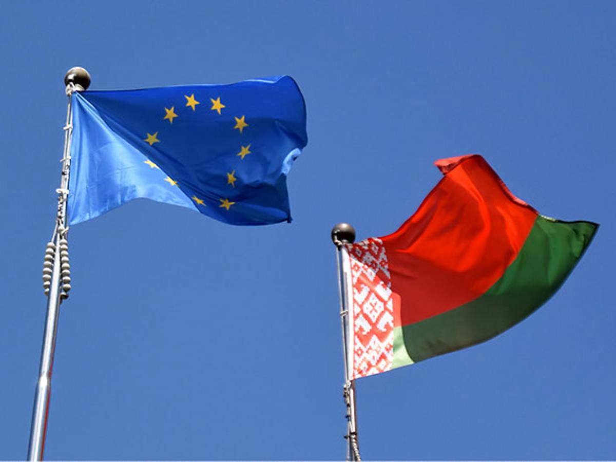 Вслед за РФ: Черногория и Украина присоединились к санкциям против Беларуси