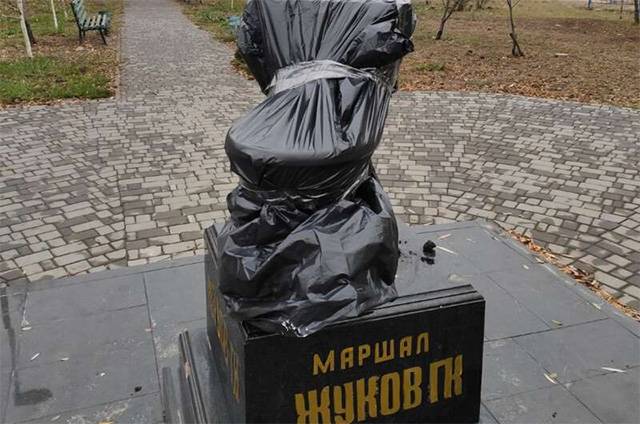 Вандализм против памятника Жукову – проекция страхов националистов