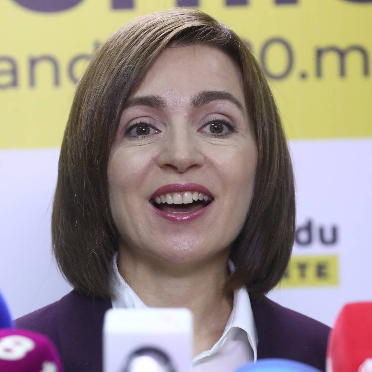 Чего добивается избранный молдавский президент Санду?