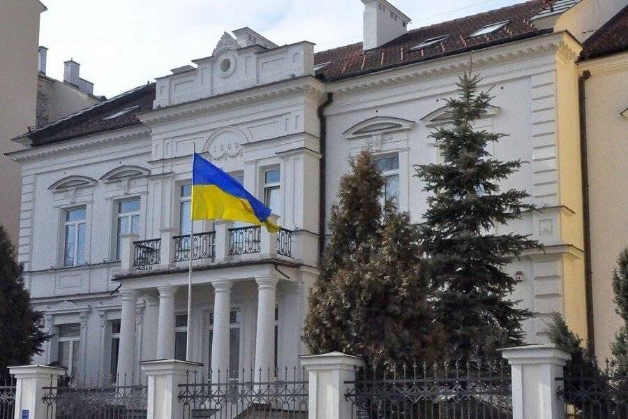Украина «обиделась» на Польшу из-за календаря с российским Крымом