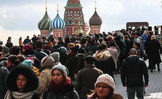 «В семье не без урода»: В Кремле уверены, что россияне очень любят власть
