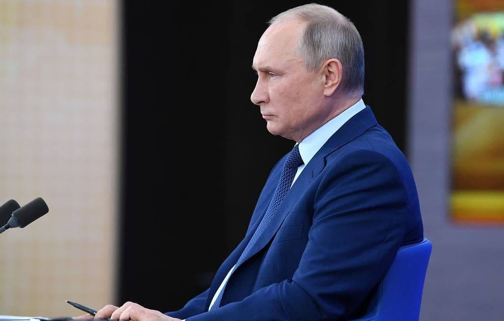 Путин о новом президентском сроке: пока не решил