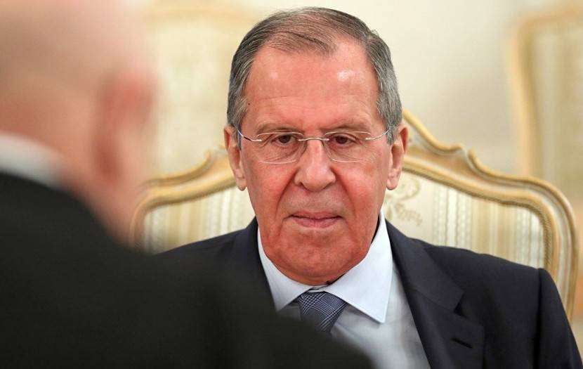 Из-за подаренной Лаврову иконы поднялся международный скандал Из-за подаренной Лаврову иконы поднялся международный скандал